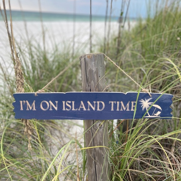 NEW “I’M ON ISLAND TIME” WOODEN BOARD SIGN COASTAL NAUTICAL BEACH WALL DECOR - Picture 9 of 16